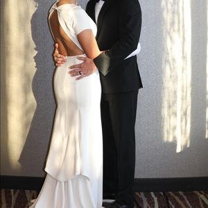 Sarah Seven Del Mar Wedding Dress